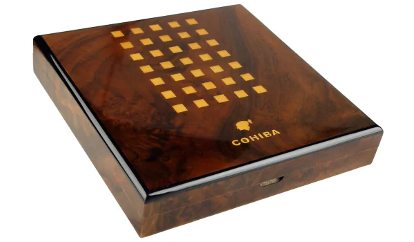 Travelhumidor Cohiba, puu